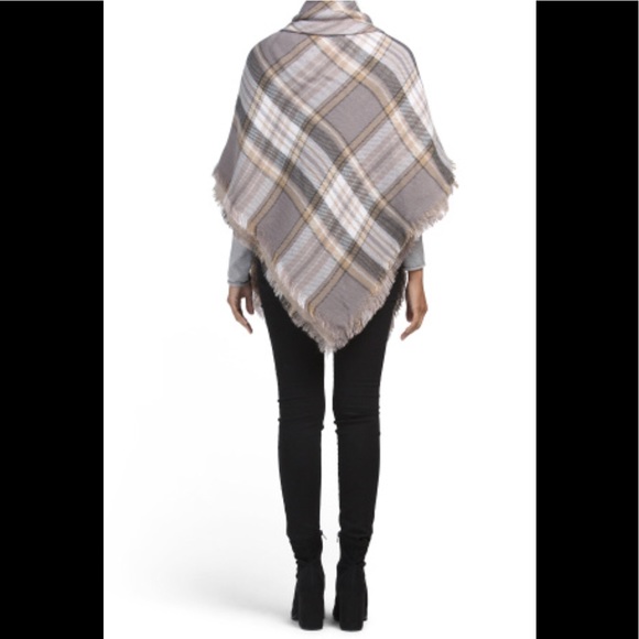 Fabulous Cape with Toggle Closure, OS New With Tag - Picture 3 of 5